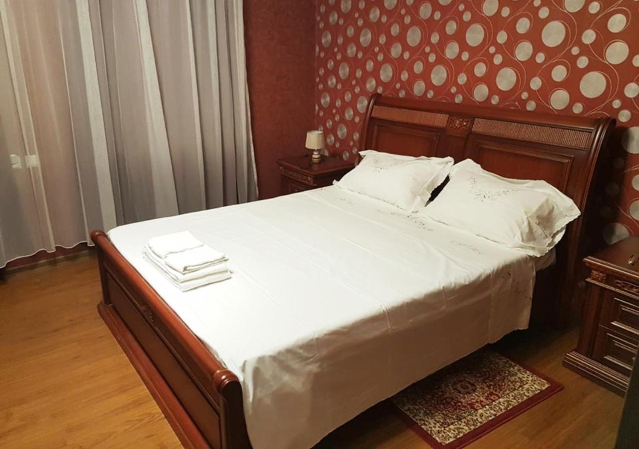 Guest House Amo Kutaisi Eksteriør billede